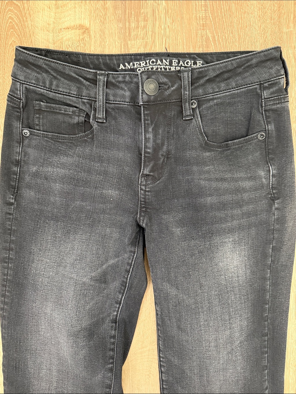 American Eagle Outfitters Women’s Dark Gray/Black Skinny Jeans - Picture 2 of 11